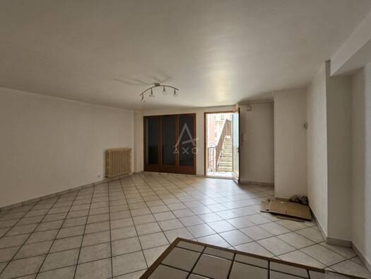 Appartement à vendre 186 000 € 3 pièces 2 chambres 76 m² Étage 2/3 Centre Ville Albertville 73200