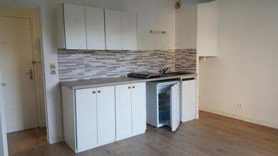 Appartement à louer 396 € 1 pièce 21 m² Alouette Joué-Lès-Tours 37300
