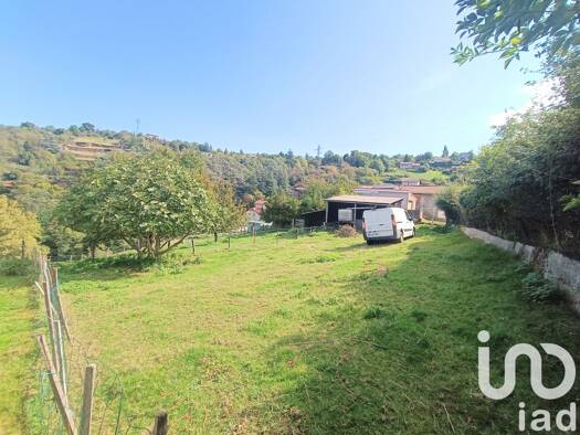 Terrain constructible à vendre 135 000 € 1 207 m² de terrain Châteauneuf 42800