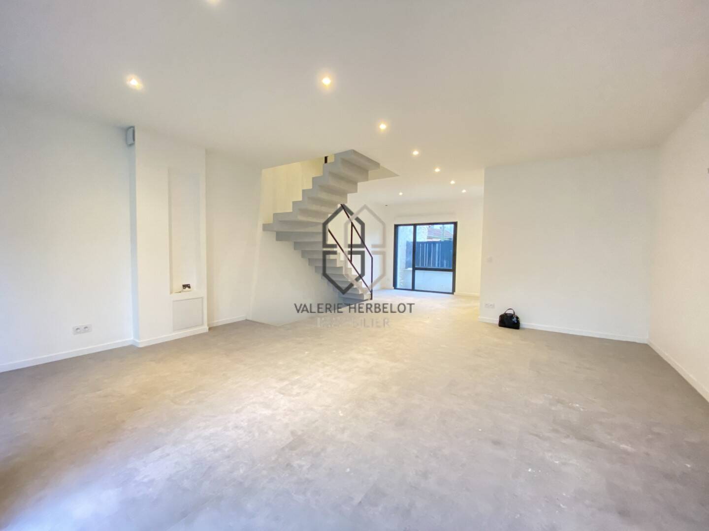 Maison à vendre, 133m², SAINT MAUR DES FOSSES