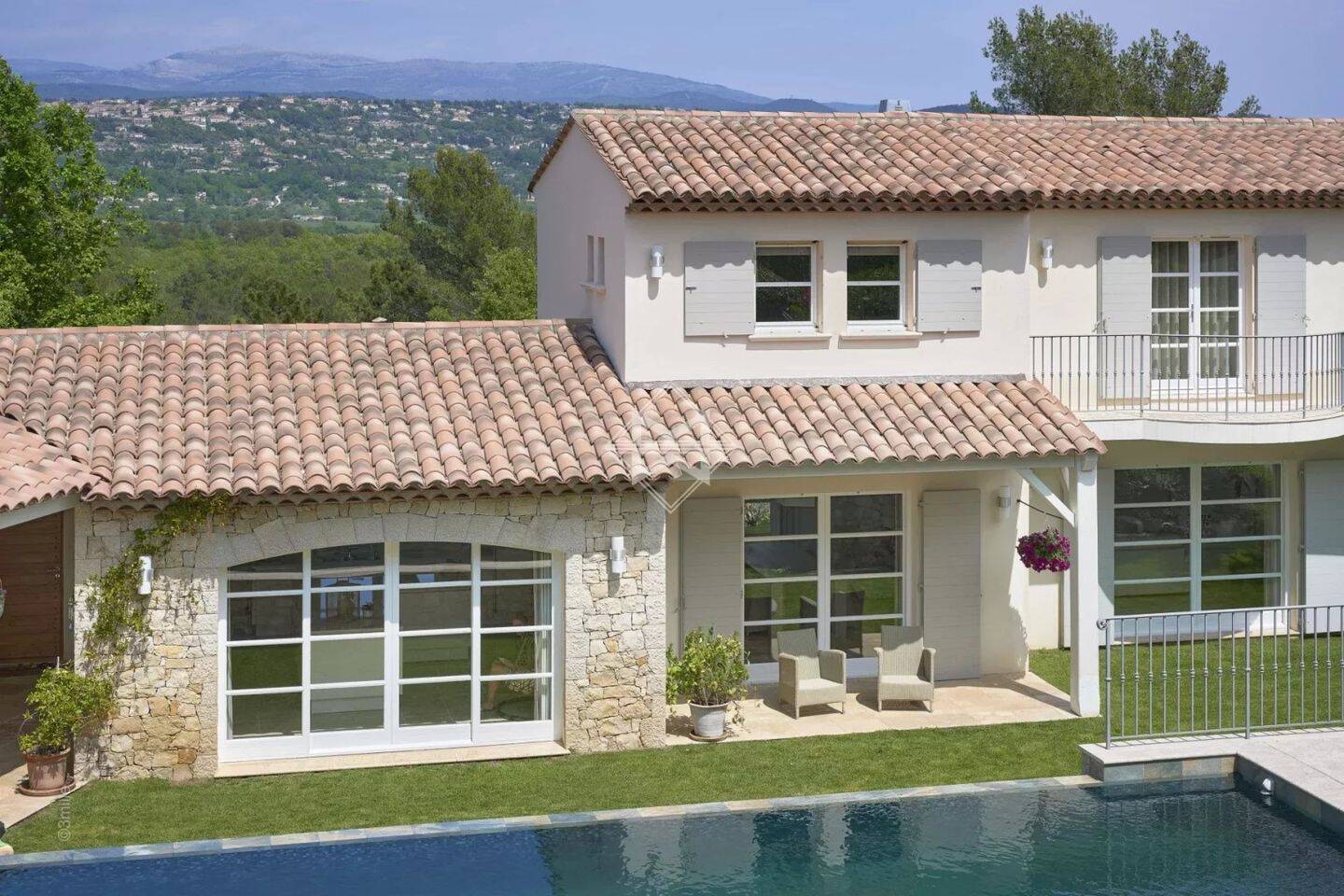 Maison à vendre, 209m², TOURRETTES