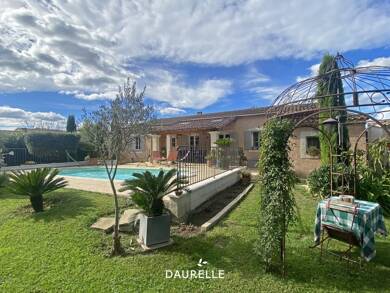 Maison de plain-pied à vendre 525 000 € 4 pièces 3 chambres 97 m² 1 274 m² de terrain Graveson 13690