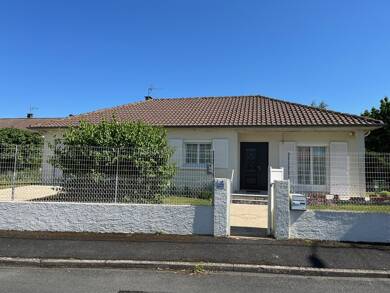Maison de plain-pied à vendre 249 000 € 5 pièces 3 chambres 80 m² Niort 79000