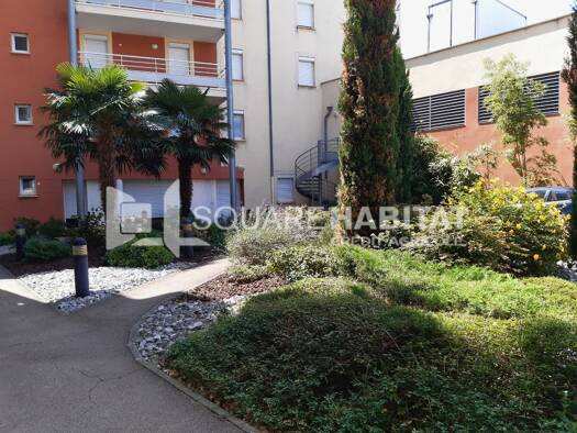 Studio à louer 310 € 1 pièce 24 m² RDC Chaumette-Ouvèze-Rive Gauche Privas 07000
