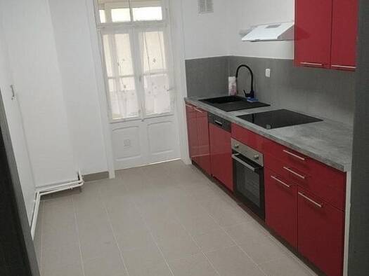 Appartement à louer 735 € 4 pièces 3 chambres 100 m² Morhange 57340