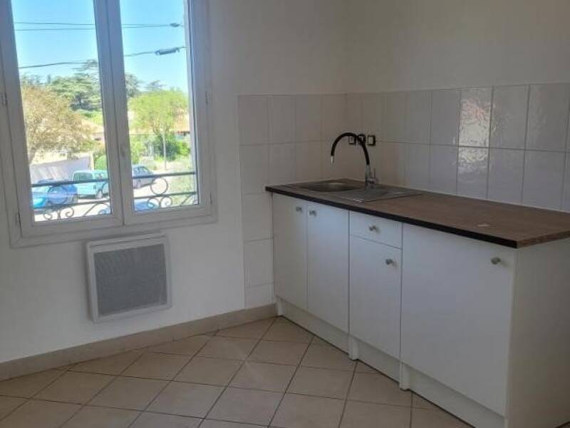 Maison à louer, 63m², SAINT MAXIMIN LA SAINTE BAUME