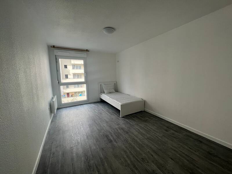 Maison à louer, 21m², COURBEVOIE