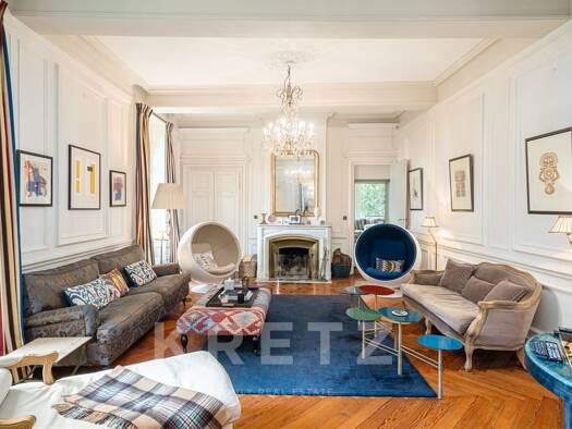 Château à vendre 2 000 000 € 10 pièces 7 chambres 1 000 m² 20 000 m² de terrain Belleville-en-Beaujolais 69220