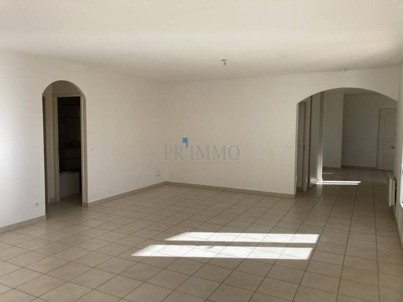 Maison à louer, 99m², FREJUS