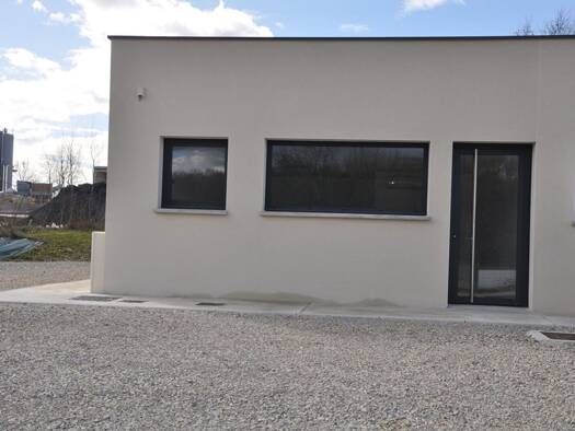 Local commercial à louer 600 € 52 m² de surface de vente Larnaud 39140