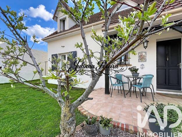 Maison à vendre 417 000 € 5 pièces 4 chambres 130 m² 1 150 m² de terrain Centre-Entre Deux Gares Mantes-la-Ville 78711