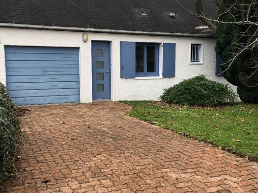Maison de plain-pied à louer 1 030 € 4 pièces 3 chambres 81 m² 500 m² de terrain Malville 44260