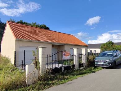 Maison de plain-pied à vendre 163 000 € 5 pièces 3 chambres 110 m² 449 m² de terrain Étreux 02510