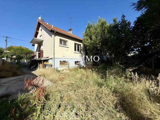 Maison à vendre 290 000 € 3 pièces 2 chambres 42,77 m² 250 m² de terrain Ormesson-sur-Marne 94490