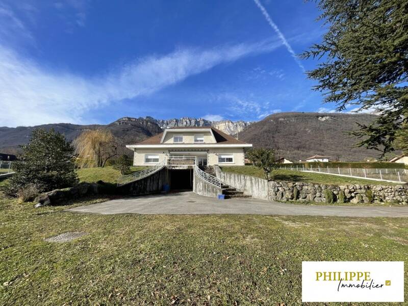 Maison à louer, 175m², SAINT VINCENT DE MERCUZE