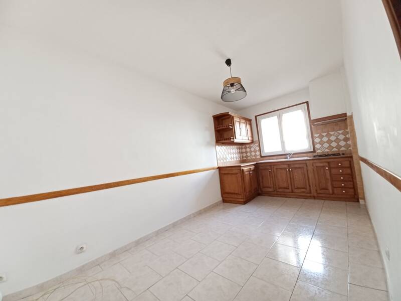 Maison à louer, 97m², SAINT LAURENT DE LA CABRERISSE