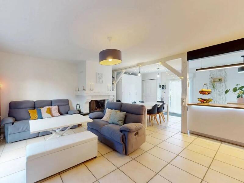 Maison à vendre, 106m², LA CHAPELLE SAINT MESMIN