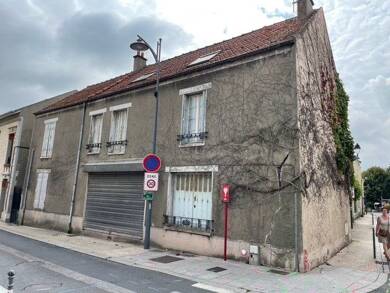 Maison à vendre 360 000 € 8 pièces 5 chambres 150 m² 289 m² de terrain Brie Comte Robert 77170