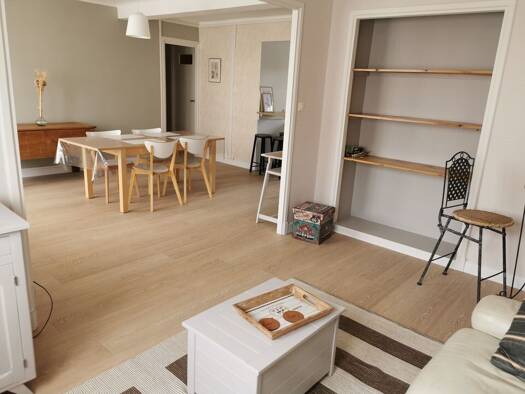 Appartement à louer 750 € 3 pièces 2 chambres 75 m² Ancien Hôpital Béziers 34500