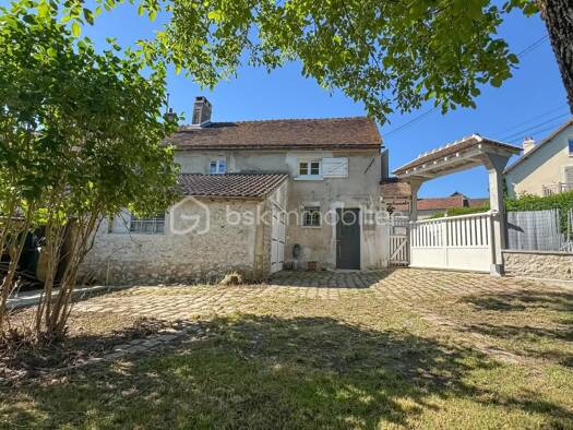 Maison à vendre 310 000 € 4 pièces 3 chambres 110 m² 300 m² de terrain Villiers-sur-Morin 77580