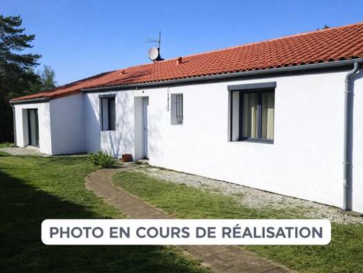 Maison de plain-pied à vendre 129 900 € 4 pièces 3 chambres 112 m² 1 603 m² de terrain Chenevelles 86450