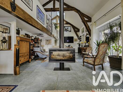 Maison à vendre 425 000 € 12 pièces 3 chambres 300 m² 140 m² de terrain Vézins-de-Lévézou 12780