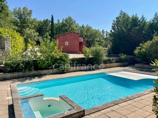 Maison à vendre 395 000 € 3 pièces 1 chambre 70 m² 3 760 m² de terrain Saignon 84400