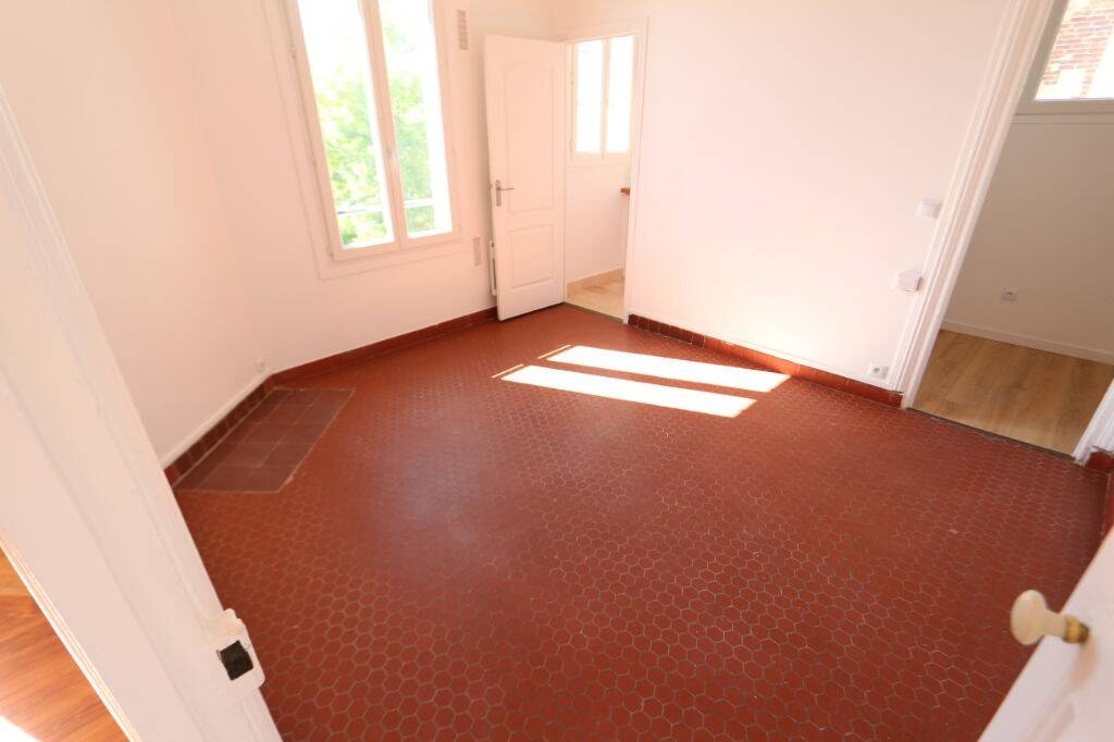 Maison à louer, 31m², NANTERRE