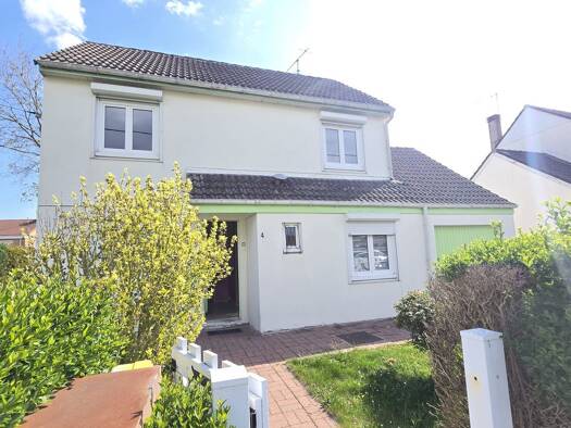 Maison à vendre 148 500 € 6 pièces 3 chambres 101,87 m² 463 m² de terrain Louvroil 59720