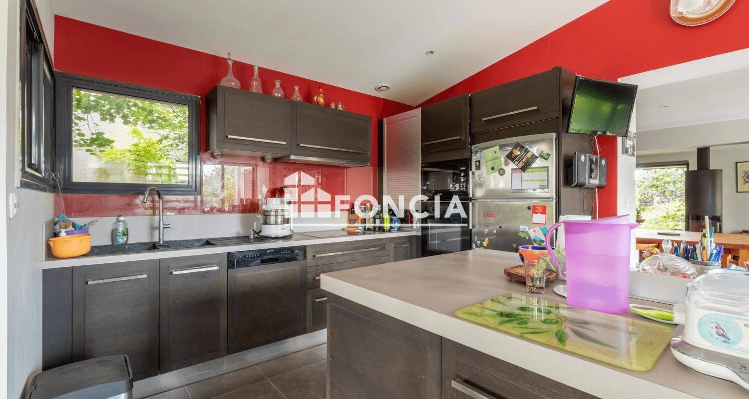Maison à vendre, 284m², SAINT DIDIER DE FORMANS