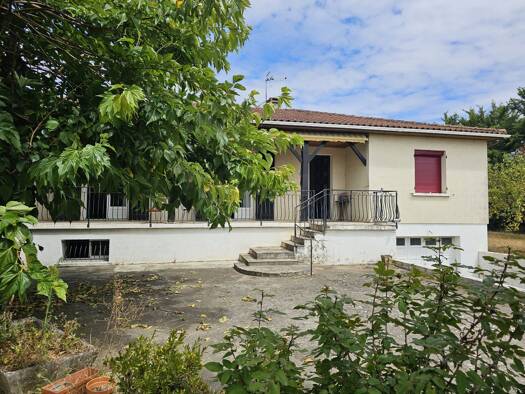 Maison à vendre 138 000 € 5 pièces 3 chambres 120 m² 2 540 m² de terrain Fauillet 47400