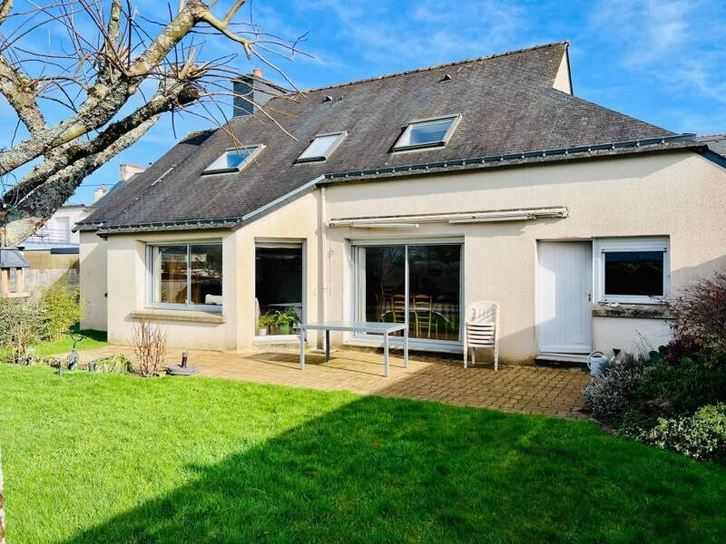 Maison à vendre, 137m², LOCQUELTAS