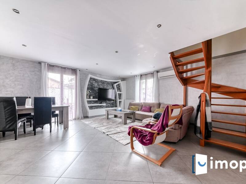 Maison à vendre, 110m², VENISSIEUX