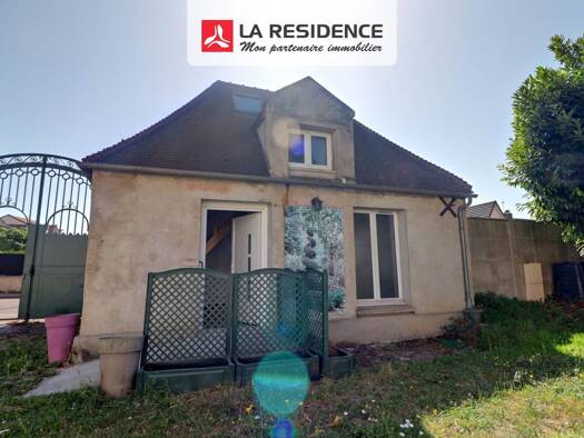 Maison à vendre 137 000 € 2 pièces 1 chambre 24 m² Maurecourt 78780