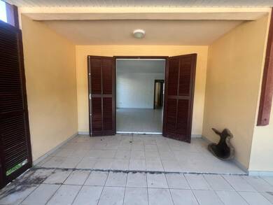 Appartement à vendre 160 000 € 3 pièces 2 chambres 59 m² RDC/2 Kourou 97310