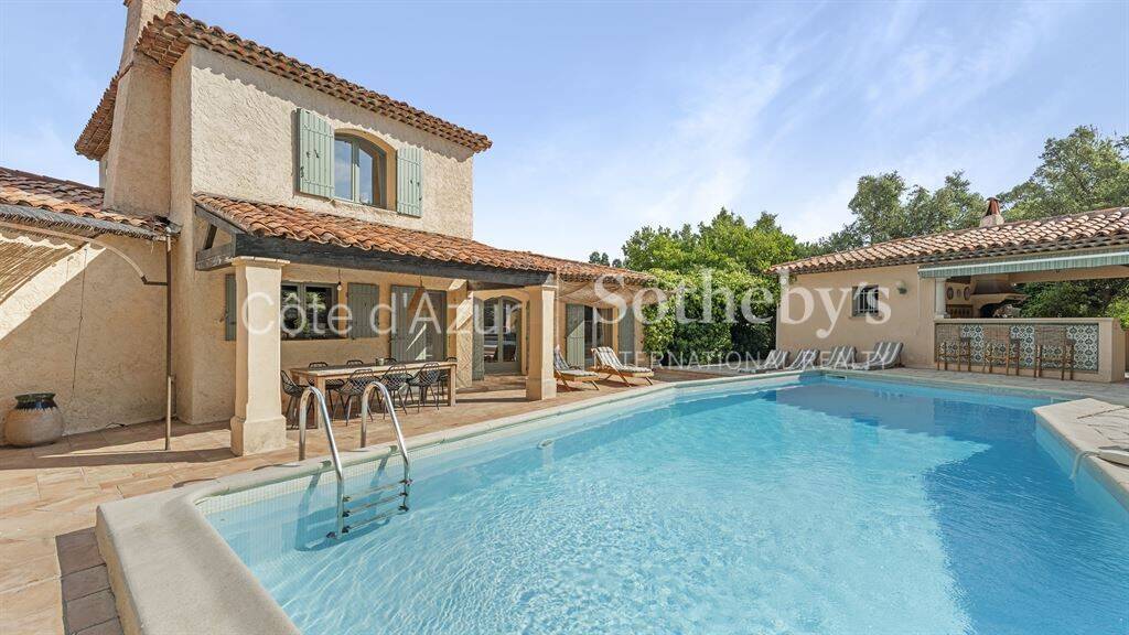 Maison à vendre, 185m², LA CROIX VALMER