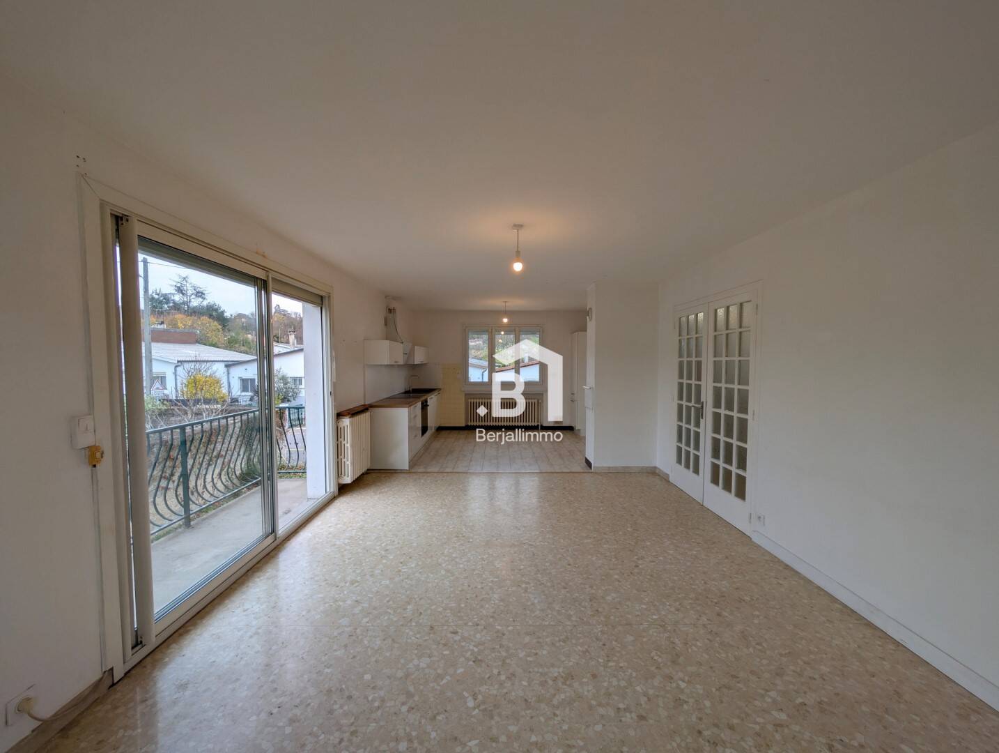 Maison à vendre, 91m², NIVOLAS VERMELLE