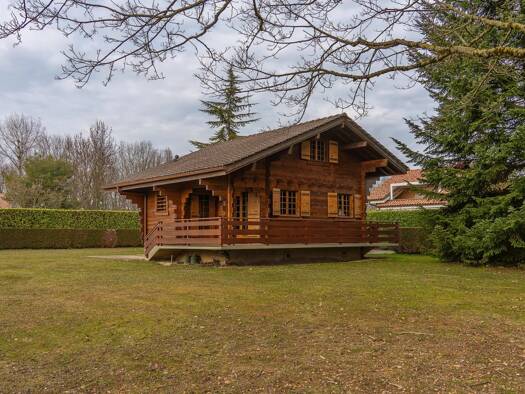 Maison à vendre 650 000 € 3 pièces 2 chambres 50,6 m² 1 657 m² de terrain Yvoire 74140