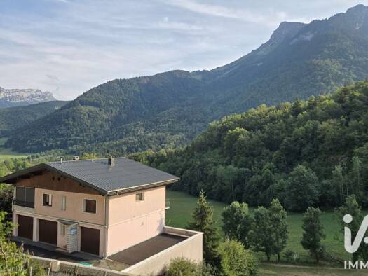 Appartement à vendre 239 000 € 5 pièces 3 chambres 115,62 m² Étage 1/1 Le Châtelard 73630