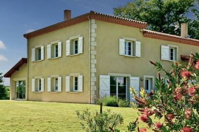 Maison à vendre 648 000 € 8 pièces 4 chambres 269 m² 183 800 m² de terrain Lupiac 32290