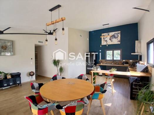 Maison à vendre 424 000 € 5 pièces 4 chambres 147 m² 409 m² de terrain Malemort-du-Comtat 84570