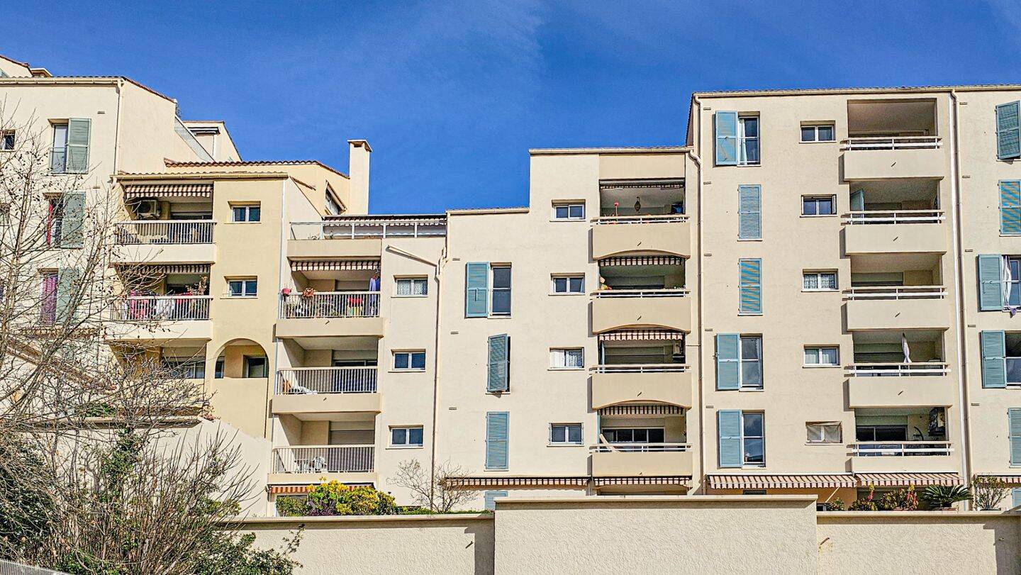 Maison à louer, 38m², HYERES