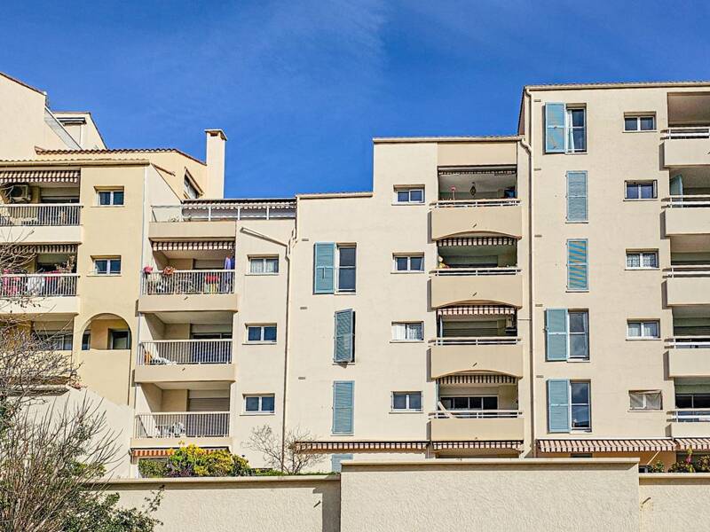 Maison à louer, 38m², HYERES