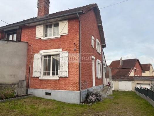 Maison à vendre 65 500 € 4 pièces 3 chambres 75 m² 264 m² de terrain Saint-Gobain 02410