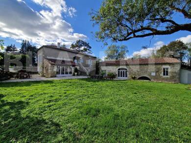 Maison à vendre 390 000 € 5 pièces 3 chambres 147 m² 7 505 m² de terrain Floressas 46700