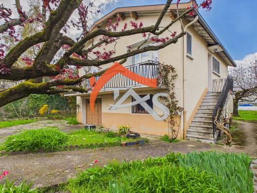Maison à vendre 229 000 € 4 pièces 3 chambres 74 m² 812 m² de terrain La Grand-Croix 42320