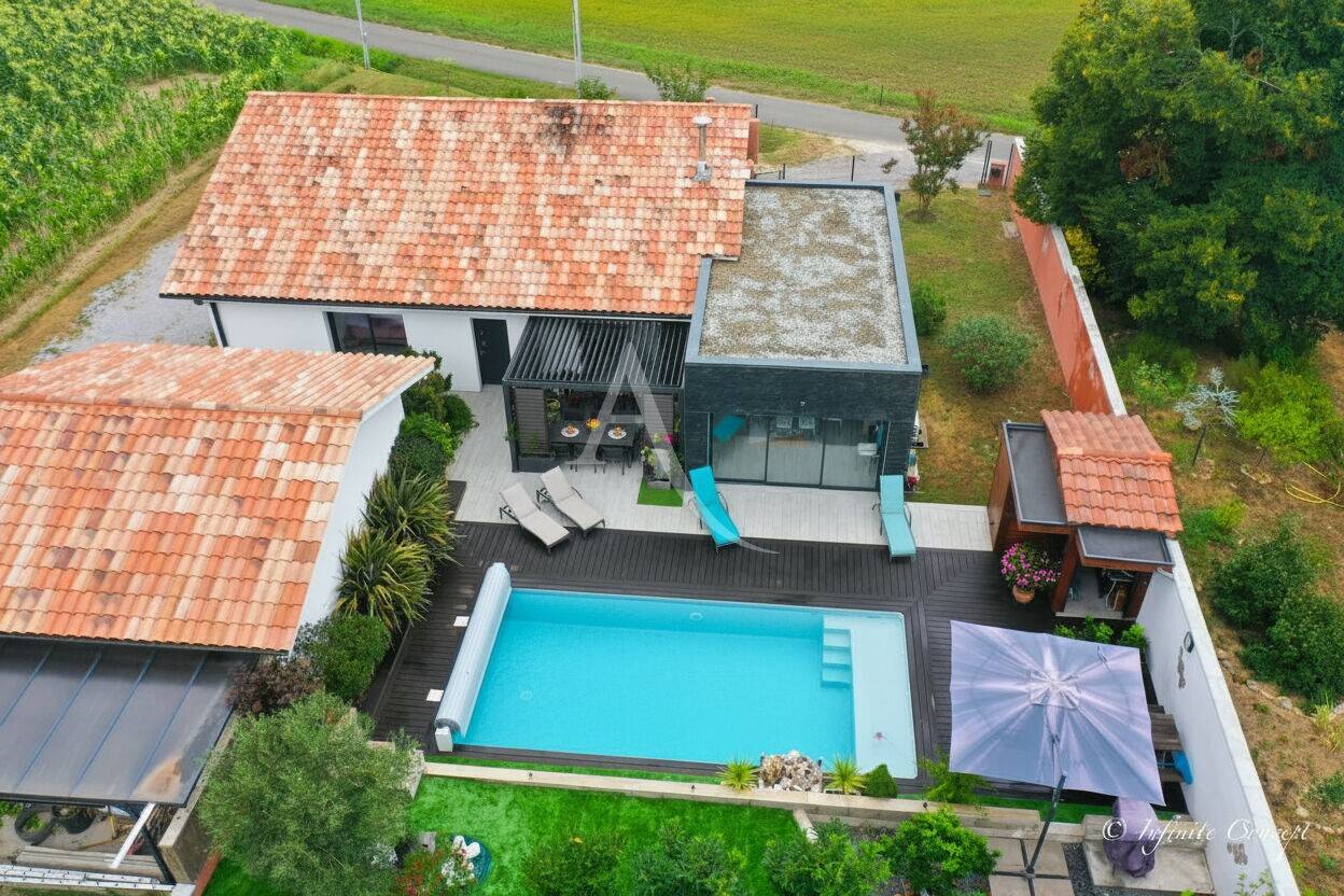 Maison à vendre, 132m², SAINT GEOURS DE MAREMNE