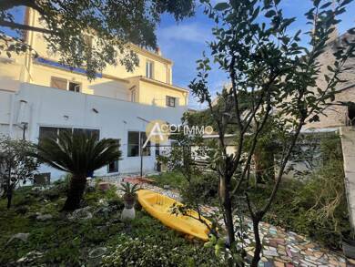 Immeuble à vendre 364 000 € 180 m² La Seyne sur Mer 83500