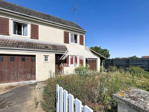 Maison à vendre 140 000 € 4 pièces 3 chambres 93 m² 633 m² de terrain Guiscard 60640