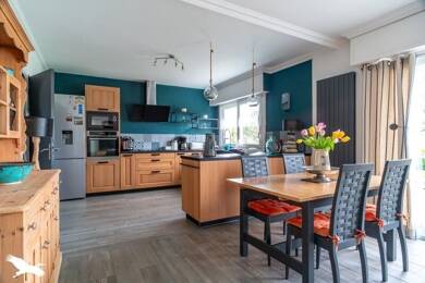 Maison à vendre 351 648 € 6 pièces 4 chambres 121 m² 1 352 m² de terrain Plomeur 29120